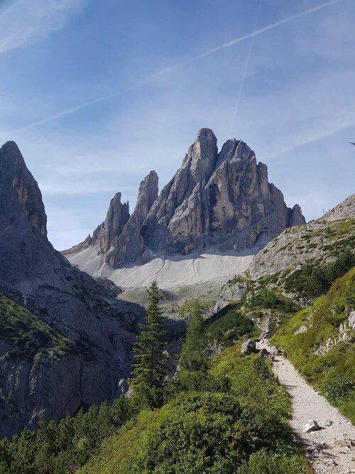 Verso il rifugio Comici