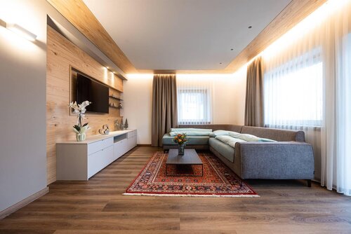 MENIA TAMON ANNARITA- CHALET STRUI