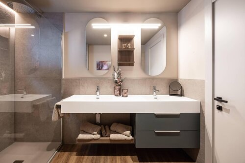 MENIA TAMON ANNARITA - CHALET STRUI