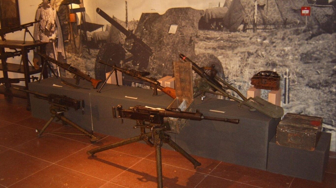 Museo storico del 7° Reggimento Alpini Museo storico del 7° Reggimento Alpini