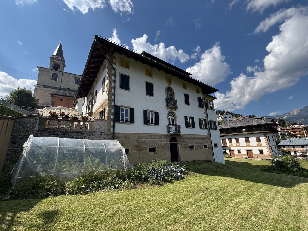Palazzo Monti Giacobbi