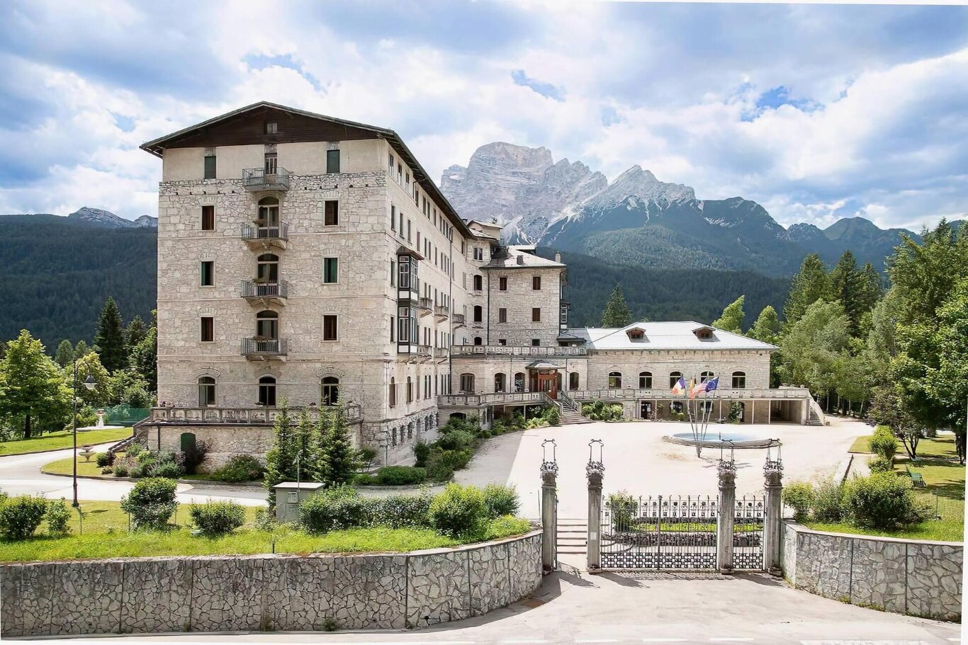 PARK HOTEL DES DOLOMITES