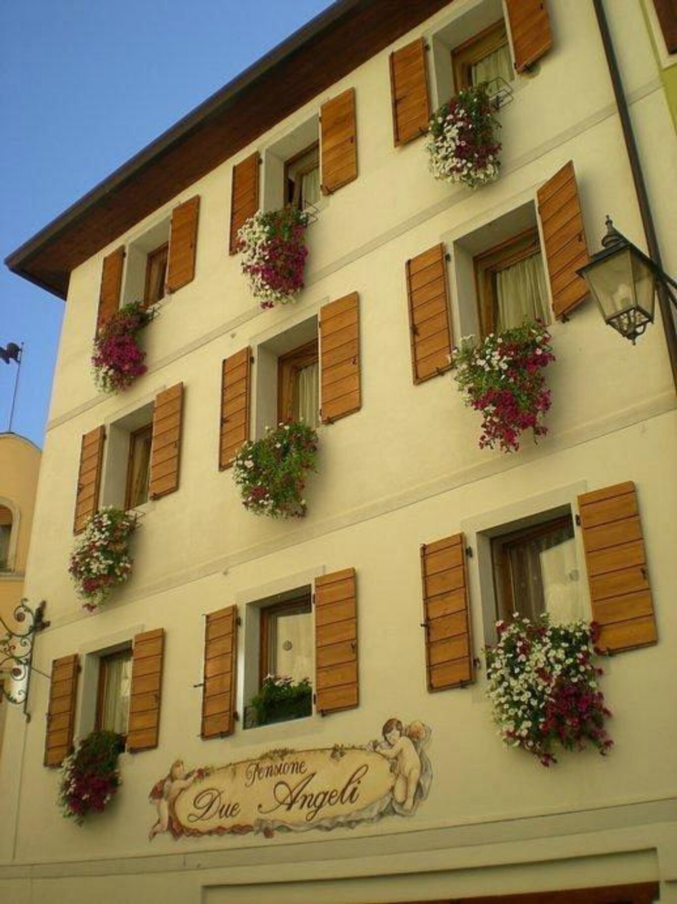 Pensione due angeli