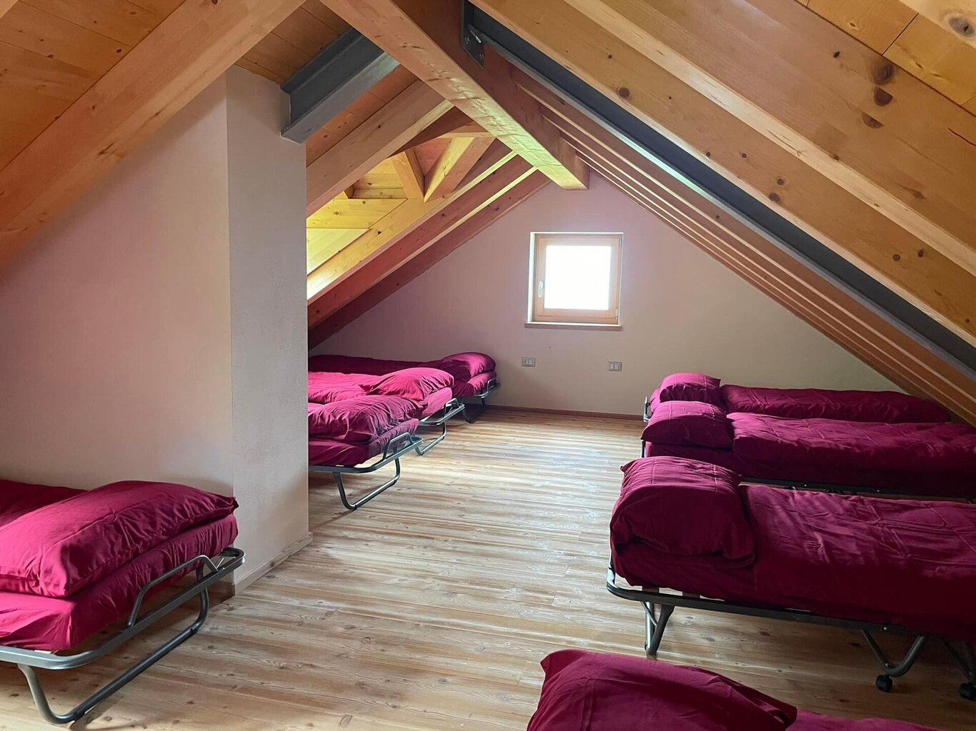 RIFUGIO MALGA CAVALLERA