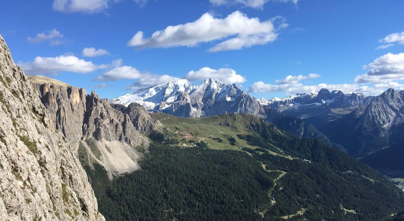 Via normale alla prima torre del Sella