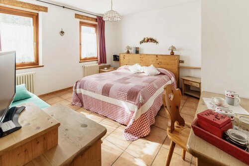 VILLA CHELE