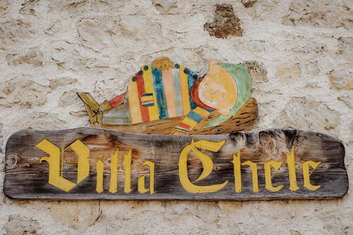 VILLA CHELE