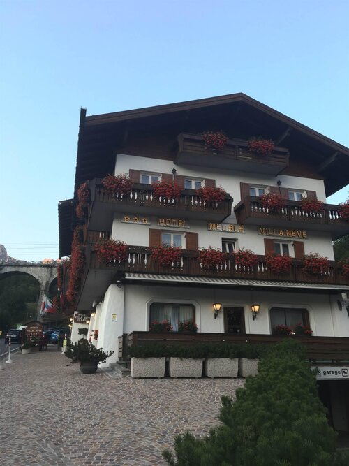 1Villa Neve 1Villa Neve